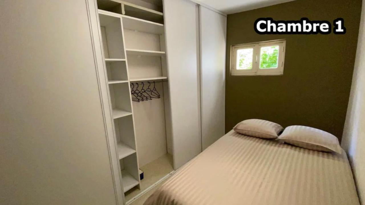 Appartement Aux Sources De La Chabanne Saint-Hilaire-les-Courbes Exterior foto